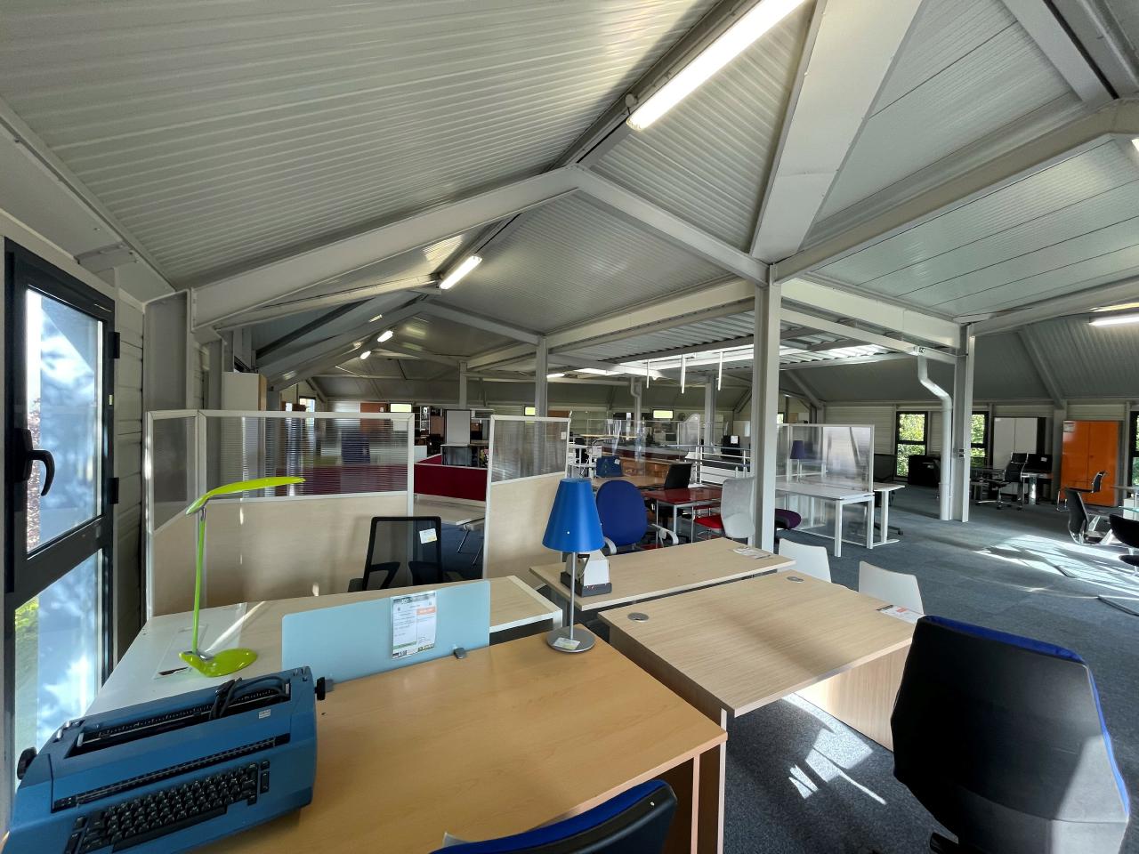 Local d'activité Crespières 737m² Vente local d'activité Crespières Yvelines OVACT2534101 9